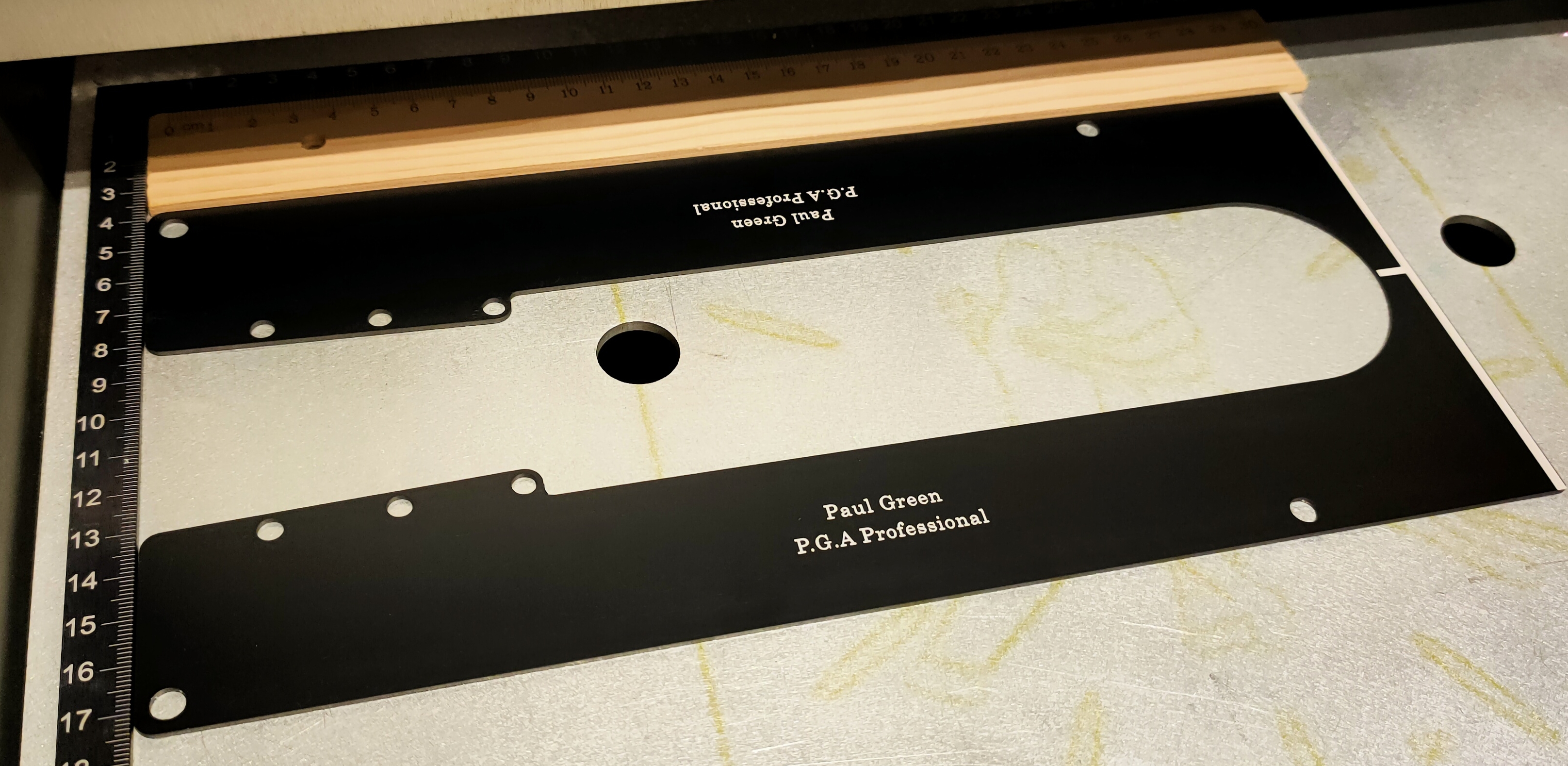 Geanodiseerd aluminium gemarkeerd · 5
