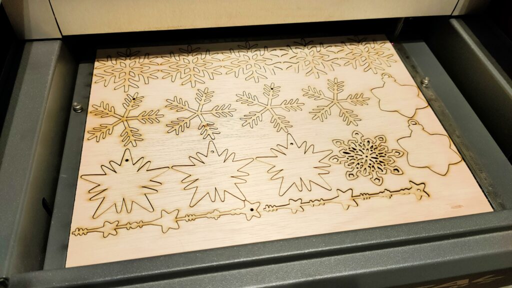 Kerstdecoratie van hout · 21