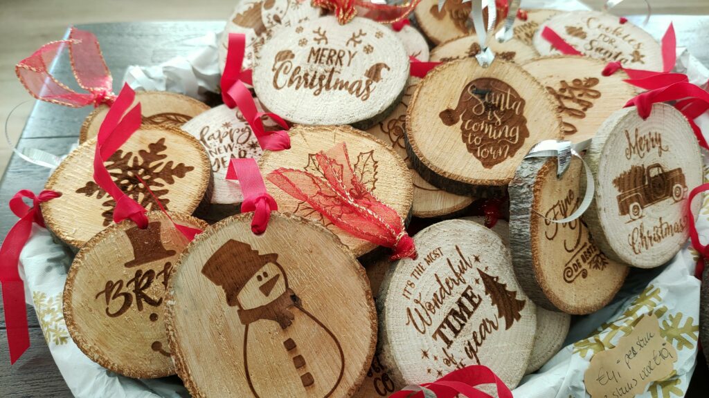 Kerstdecoratie van hout · 23